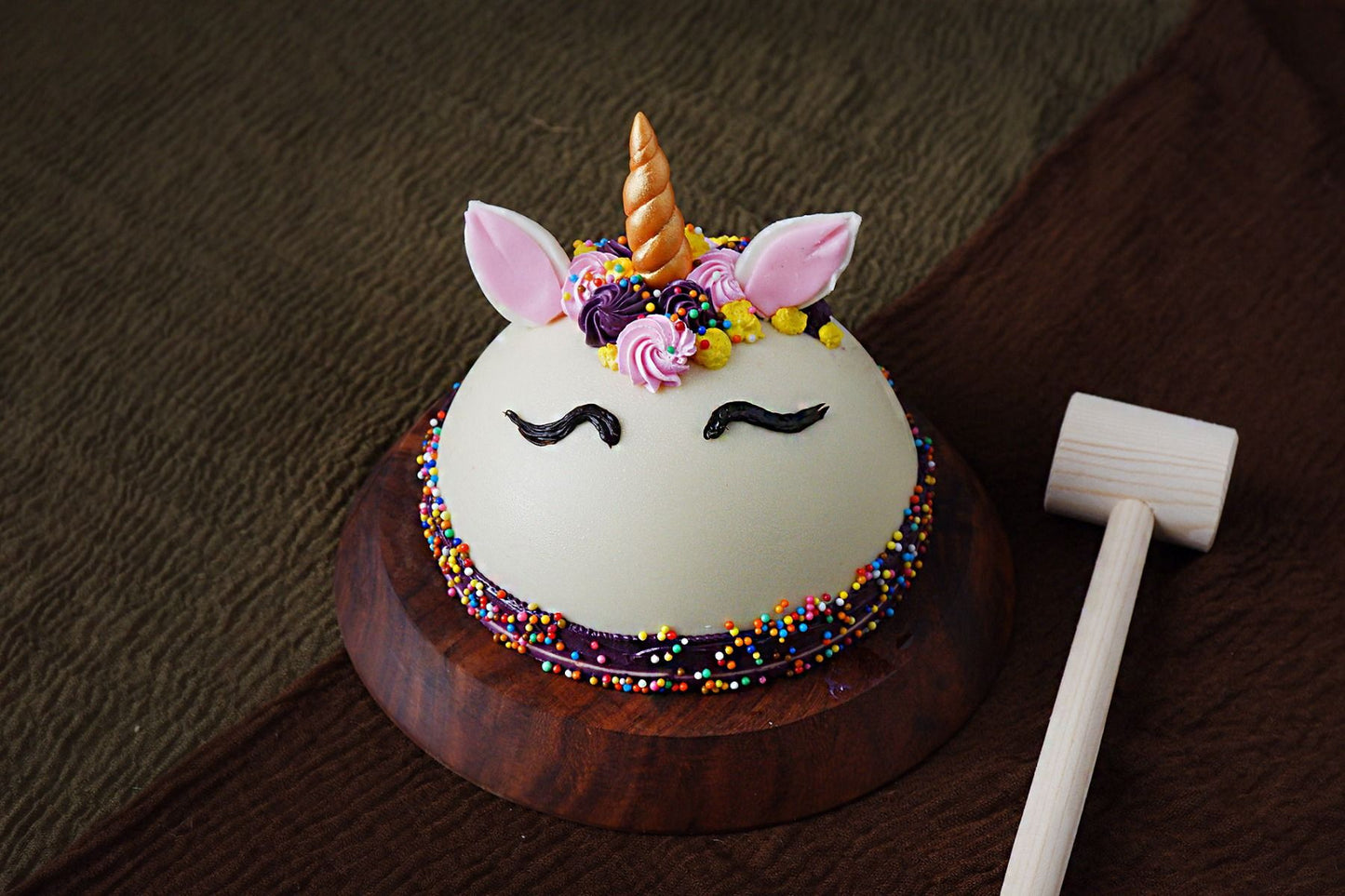 Unicorn Pinata Cake