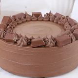 Kit Kat Cake