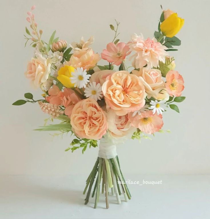 Golden Glow Peach Bouquet